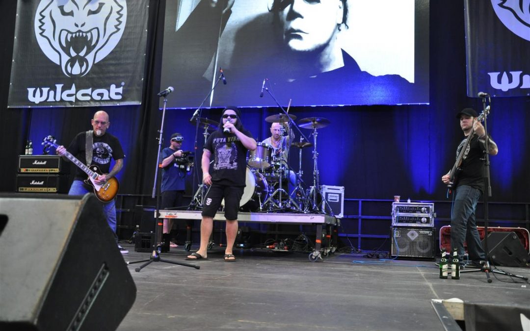 Tattoo-Band Monsterfucker