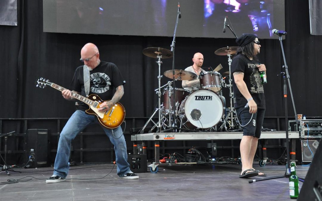 Tattoo-Band Monsterfucker