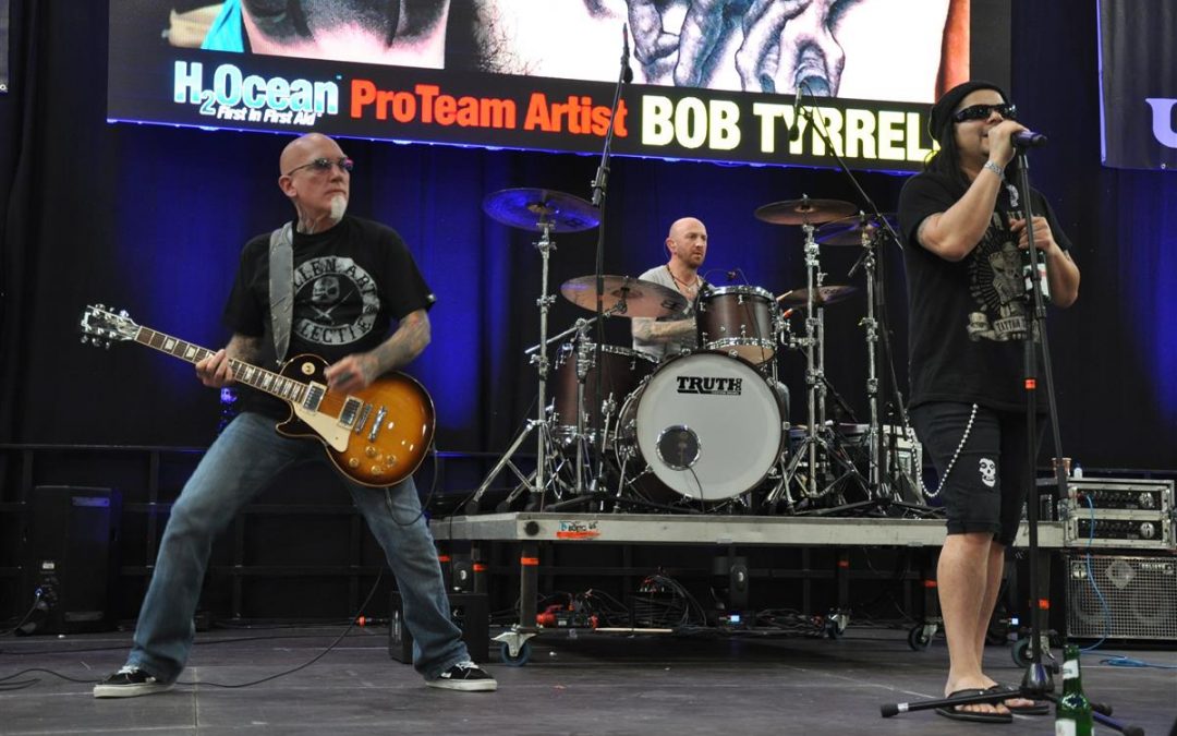 Tattoo-Band Monsterfucker